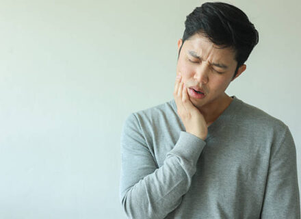 親知らずとは?痛みや腫れの原因と抜歯が必要なケース
